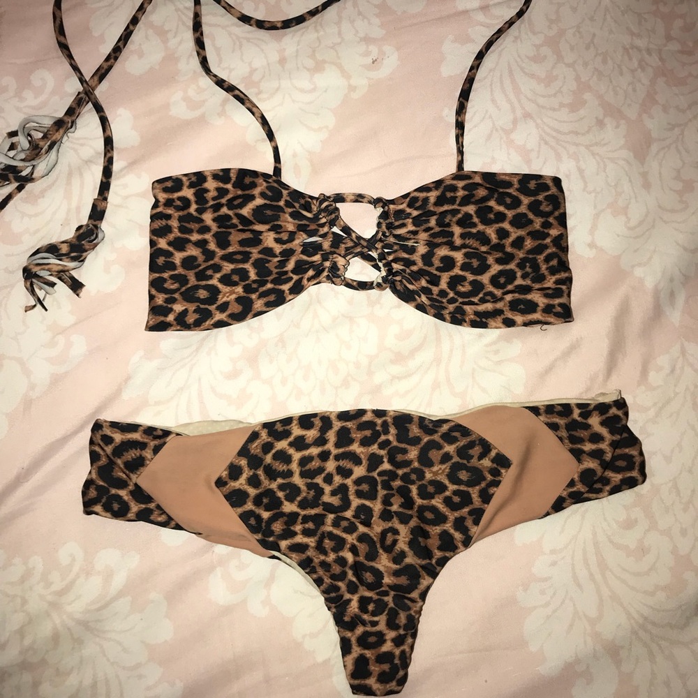 Acacia Leopard Set